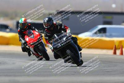 media/Mar-28-2022-Superbike Trackdays (Mon) [[b8603d0f67]]/Novice Group (1130am-12pm)/Turn 2/